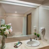 Deluxe Queen Room (With Bathtub) with Free Activities