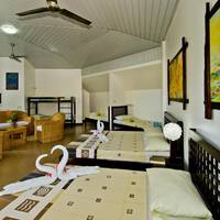 Deluxe Family Suite (8 Adults)