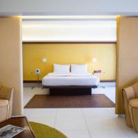 Barcelona Suite (No Bathtub)
