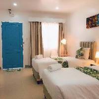 Room #27178317