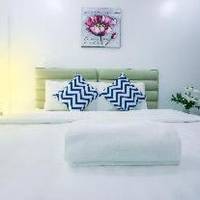 Room #27178319