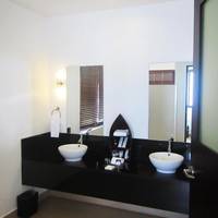 Hilltop Suite