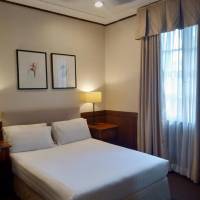 Honeymoon Fan Room