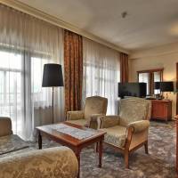 Apartment with Spa Package