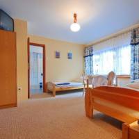 Double or Twin Room with Mountain View