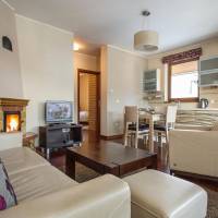 One-Bedroom Apartment with Fireplace