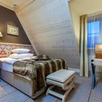 Premiere Single Room