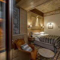 Renaissance Double Room with Balcony