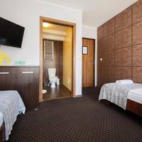 Twin Room with Private Bathroom