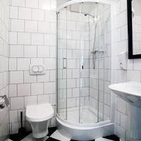 Twin Room with Bathroom