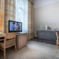 Apartment (2 Adults)