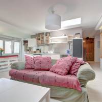 Three-Bedroom Apartment with Living Room (6 Adults) Monte Cassino 43 Street 