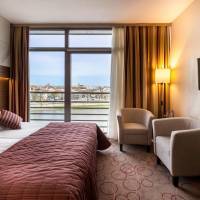 Double Room with View