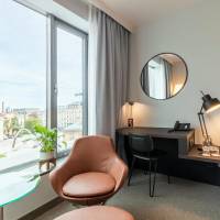 Standard Queen Room