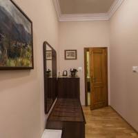 Studio (3 Adults)