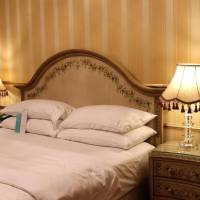 High Floor Suite With One Guest Room