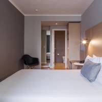 Connecting Rooms