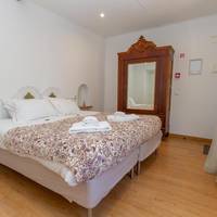 One-Bedroom Apartment (2 Adults)