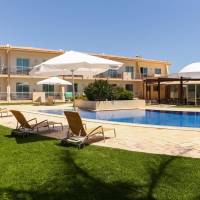 Two-Bedroom Apartment with Pool View - Ground Floor