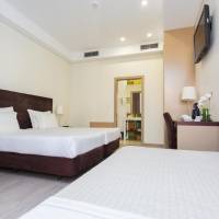 Triple Room with Garden