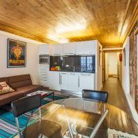 Apartment with Balcony - Rua dos Caldeireiros nº 59