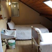 Economy Triple Room with Shared Bathroom