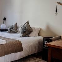 Budget Double Room with Shared Bathroom
