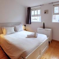 One-Bedroom Apartment (4 Adults)
