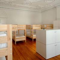 Single Bed in Mixed Dormitory Room