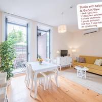 Studio with Balcony with Garden View