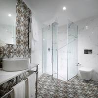 Double or Twin Room with Parking