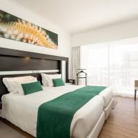 Superior Room with Side Sea View 