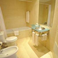 One-Bedroom Apartment with Balcony (2 Adults)
