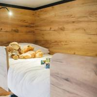 Glamping Family (6 Adults)