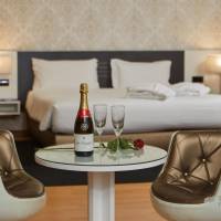 Deluxe Family Suite