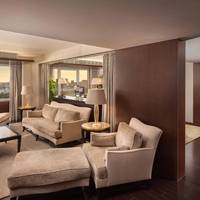 Presidential Suite, Club lounge access, 1 King, Skyline view