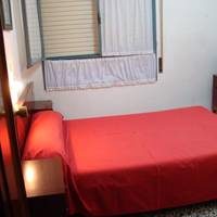 Single Room with Shared Bathroom