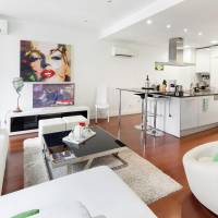 Superior One-Bedroom Apartment