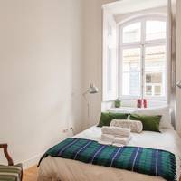 One-Bedroom Apartment - Largo Trindade 16