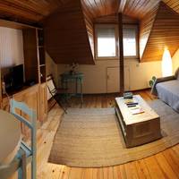 One-Bedroom Apartment - Rua dos Remédios, 133 (4th Floor)