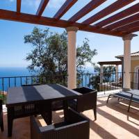 Two-Bedroom Apartment with Sea View