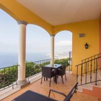One-Bedroom Apartment with Sea and Funchal View