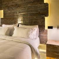 Room #3909546