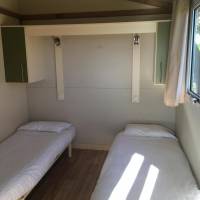 Bungalow (4 Adults)