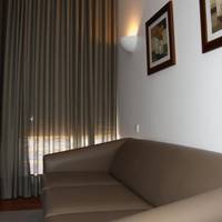 Family Suite (2 Adults + 1 Child)