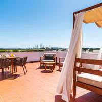 Deluxe Two-Bedroom Apartment with Pool View