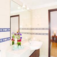 Deluxe Three-Bedroom Townhouse