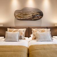 Three-bedroom Pine Cliffs Suites