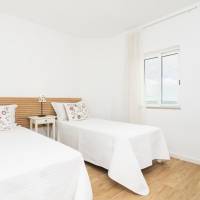 Superior One-Bedroom Apartment with Sea View and Access to the Pool