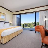 Deluxe Golf Room 